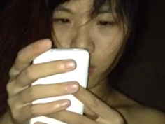 文靜害羞小女友被我操到滿臉都是汗