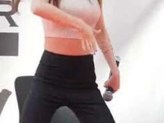 Fiestar Jei Bouncing in You’re Pitiful: No Imagination Required