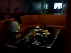 KTV包廂「啪啪啪」太投入 被偷拍都不知道