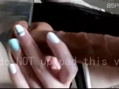 騷逼自慰出了好多好多的水