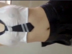 高中學妹雖然奶不大 但騷味卻很濃