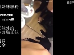 UNIQLO的試衣間,忍不住跟男朋友啪啪啪