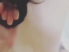 屁股抬好等後入！巨乳妹瑩兒天天發裸照求人餵食：想要棒棒很多很大力1