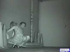 日本野戰偷拍系列-12