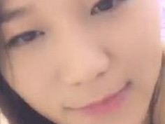 你說你能多久半個小時還滿足不了你麼，看著國民女神濕潤的逼逼抖動的菊花加上嬌滴滴的呻吟你能堅持多久