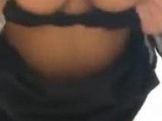 Itsrick77's Wife or Girlfriend being shared