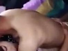 车震被偷拍，你丫还笑？是不是更刺激啦？