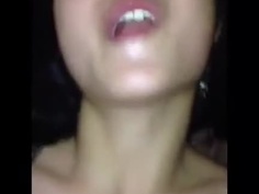 妹子捏到奶都紅了堅持射b裡