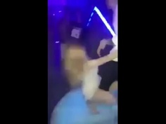 抒壓還是淫亂？夜店亂交實錄！男女裸體互相搓揉扭動 全體摸成一片：跪求公開店名