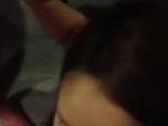 (최초유출) 초대남과 남친 자지를 열심히 번갈아 빨아주는 여친