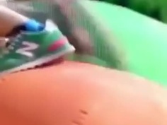 幼稚園老師上節目玩遊戲大走光