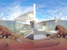 和美女在天台上做愛