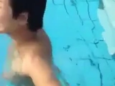 瘦到四十公斤小ＣＯ放福利露點裸游