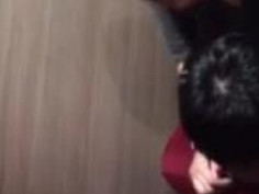 ?此视频出自– 微信公众号：特污小黄瓜 关注微信公众号：特污小黄瓜 百万玩家已关注！精彩福利、每天起航。 喜欢请转发、么么哒！ ！！