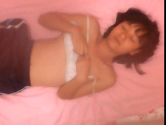 國產高中生腦補第一次把自己獻給男人還懷孕的劇情自慰自拍