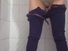 国产高清偷拍到我暗恋3年的班花上厕所! 下载地址： http://down.tumblrurl.com (自慰/人妻/女奴/母狗/偷拍/国模/门事件) 国产自拍福利视频 点击浏览更多 >>> 小孩子不要点 ↑