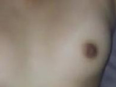 美女好操 Isn’t she pretty?