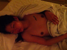 睡著了被偷了拍 2