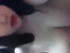 저년젖통‥맛있겠다‥