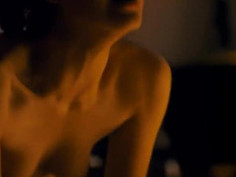 별거 없지만 위에서 허리 돌릴때 근육 움직임이 좋네~ ㅋ