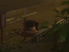 「最高忘我境界」第二彈 野戰花樣高潮中 路人也很忘我