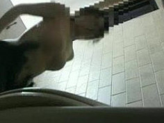 香港偷拍淺水灣海灘更衣室2位大波換衣服