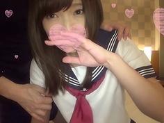 【個人撮影】18歳☆S級美女　成長期おっぱい娘遂に生中出し「早く…奥まで♥」●ヵ月振り制服えっちに理性崩壊勝手に腰振り連続絶頂！カレシより先に種付許可【モザ無】全員おまけ動画付 FC2-PPV 597145 - 2