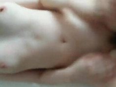 白，大奶，值几万。