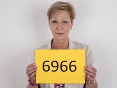 【CzechCasting】6966｜Milena (53yo), a horny, busty granny from New Bor