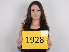 【CzechCasting】1928｜Jolana (20yo), an assistant from Beroun