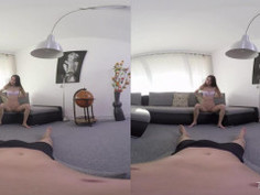 CINDY SHINE For TmwVRnet Site Is - 180 Degrees And Pure Pleasure Guaranteed