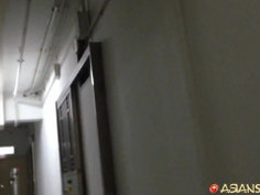 鬼佬在香港叫雞 141 lovely Asian is fingering her snatch for you