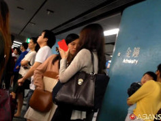 鬼佬地鐵偷拍港女裙底 MTR upskirts, facials and more anal