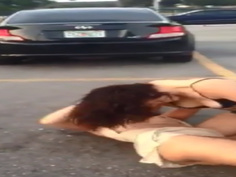 為什麼女人總是打到衣服爆開...