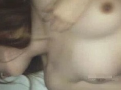 太久沒幹大一小情人 一見面就迫不及待巴開她的性感小內褲爆操