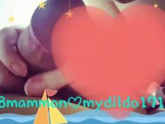 어제도 보고 내일도 보고 두밤자면보고? 요즘 우리 맘몬님의 스케줄에 내가 1순위가 된것같아 행복해? 그대와 만나는날은 하루종일 바빠서 좋아ㅋ 뭐입을지 뭐할지 어디갈지 고민이많지만 이게진짜 행복한 고민인듯? 아~~ 아무것도 아무생각도 안하고 그냥 맘몬이랑 따뜻한침대에 누워 하루종일 뒹굴거리며 맘몬윽 옛사랑 옛추억 얘기들으며 우리사랑얘기도 하고 앞으로 계획도 하고 아무말없이 그냥 서로 바라보며 눈만 깜빡이다 잠들고 그렇게 있고싶다. 맘몬숨소리랑 잠냄새