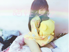 黃色睡衣下蘊含著猥褻內心的貓姓少女 (2)