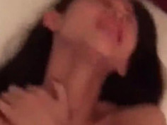 [線上看+下載]超漂亮女孩被男友草的爽死 直喊老公不行了