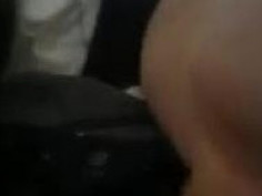 ［露臉］手機送修！某學校學生妹～自拍換衣摸妹妹影片流出 （有影）