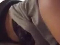 [自拍露臉]超開心正妹自己拍啪啪短片～看男友賣力的樣子就很開心（有影）