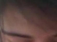 [自拍露臉]「妳為什麽要把它放嘴裏啊？因為很好吃啊！」跟情人玩護士病人小遊戲～講完都害羞起來了（有影）