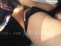 [自拍露臉]〔操死我～我是小騷貨〕跟女友車震，沒想到比在家裡還騷！無套內射（有影）