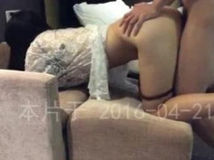 [約砲自拍]微信約到的超正人妻，老公不碰換我來（有影）