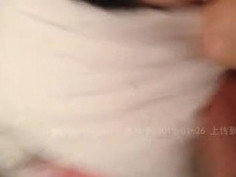 [自拍露臉]『把嘴張開點』約砲白皙大學生～嫩到連胸部上的青筋都好明顯！（有影）