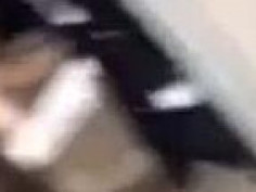 一秒變正常！大學情侶啪啪正激烈，叫的超嗨～遇到家人打來：媽～我在看書呢！（有影）