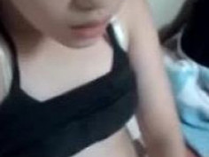 學妹小嫩逼好癢自拍求操她真是令人陶醉