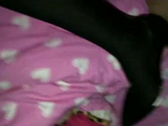 【線上看影片】大神貌似小鮮肉酒吧搭訕時尚晚禮服黑絲美女灌醉後帶回住所玩弄啪啪！