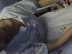 【線上看影片】前女友為了滿足我偷窺的欲望遊泳池更衣室偷拍閨蜜露臉全裸的瞬間！