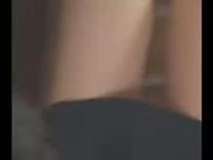 宮地奈々・姉が父にレイプされている様子を覗く妹。父に姉が犯されている、不安で心配そうに見ている妹だったが、段々と興奮し呼吸が早くなっていく。