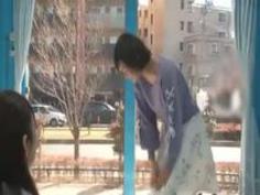 【マジックミラー号】超清楚なお姉さんがモテナイ君のために素股してたら誤って挿入→中出しされちゃったｗ